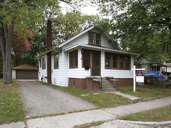 2nd image of 45 Lamora Ave