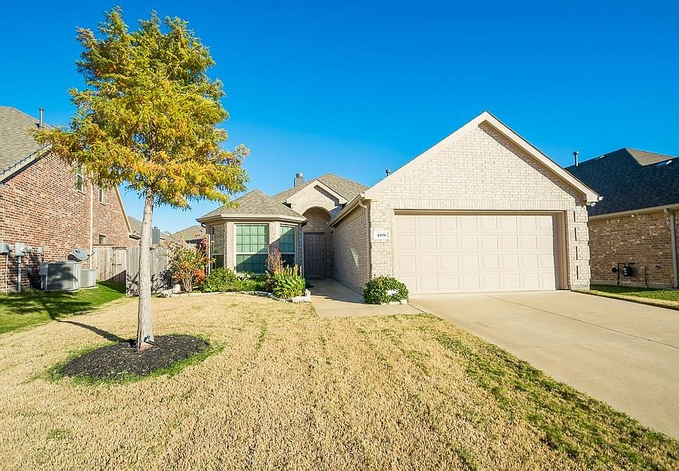 1st image of 409 Roger Graves Cir