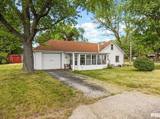 14232 South St, Pekin, IL
