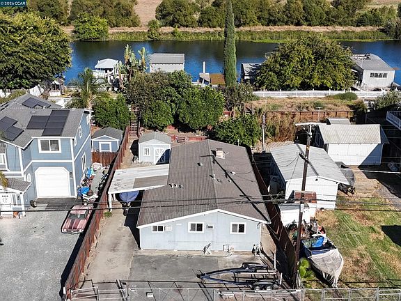 3rd image of 4412 Sandmound Blvd