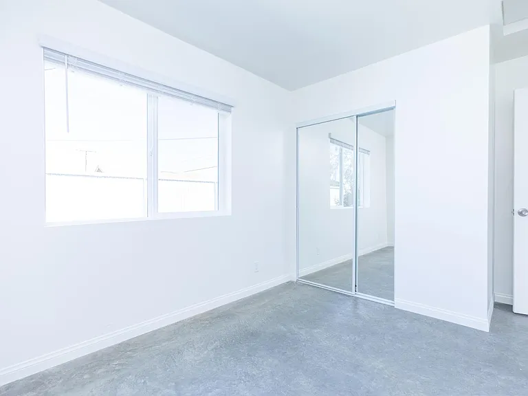 223 W Haloid Ave #B — Photo 14
