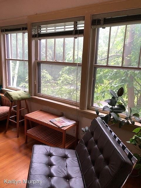 1st image of 206 Parkland Ave