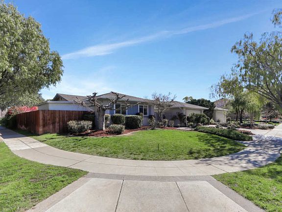 3rd image of 6606 Mount Forest Dr