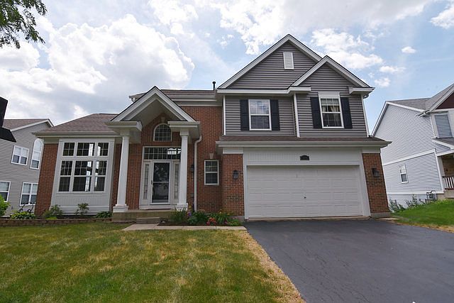 1st image of 1049 Fairfax Ln
