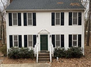 2 Thorne Ridge Dr, Durham, NC 27713