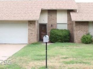 107 N La Mesa Dr, Enid, OK 73703