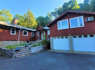 40 Eastview Rd, Highland Mills, NY 10930