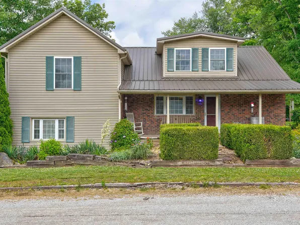 4568 S 3rd St, Velpen, IN 47590