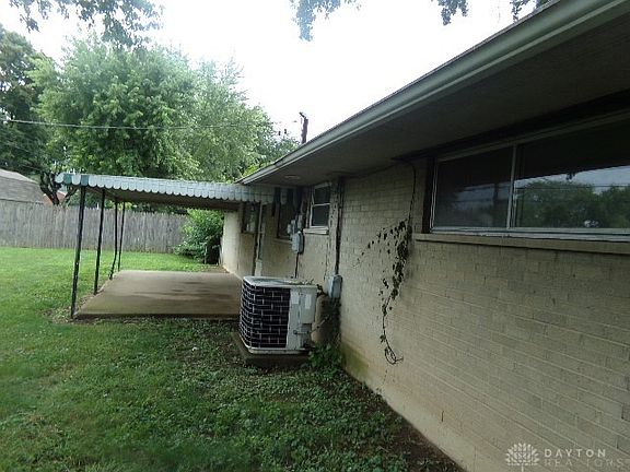 2nd image of 1973 Mattis Dr