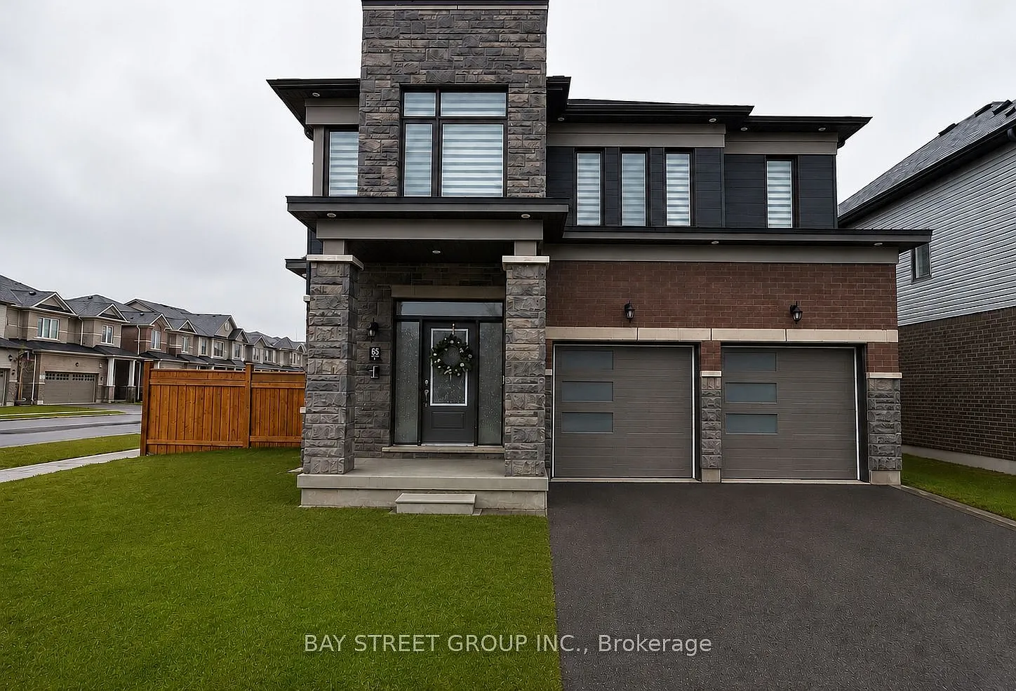 4 bed, $3,000 — Photo 1