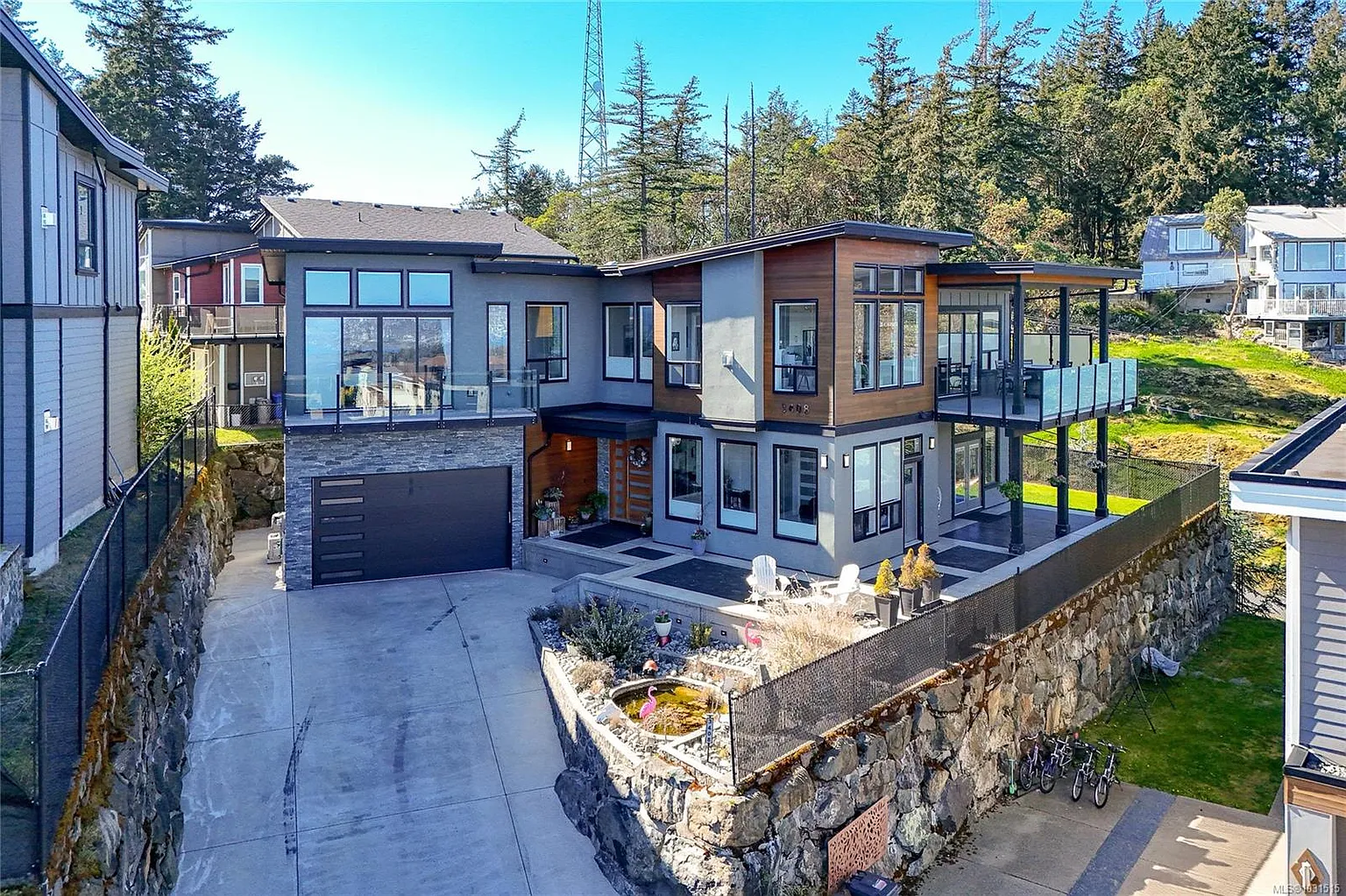 3408 Robson Pl photo 1