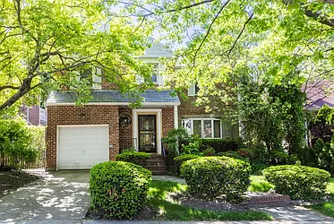80-112 Tryon Place, #1