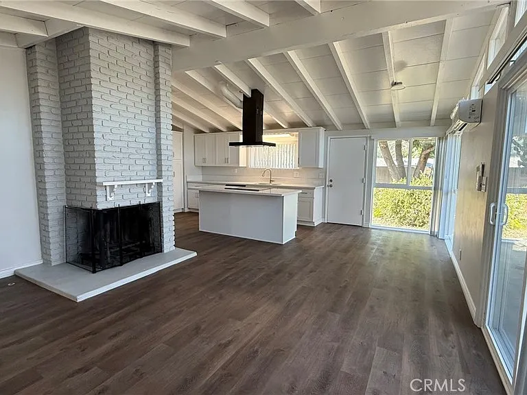 1002 E Walnut Ave — Photo 13