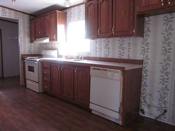 4th image of 6565 Daisy Dr