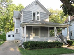 453 Iowa Ave, Aurora, IL 60506