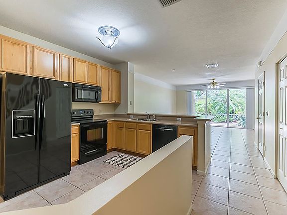 4th image of 9635 Porta Leona Ln