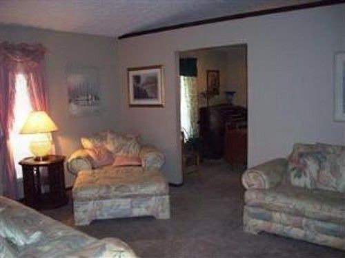 2nd image of 6601 Windmill Dr