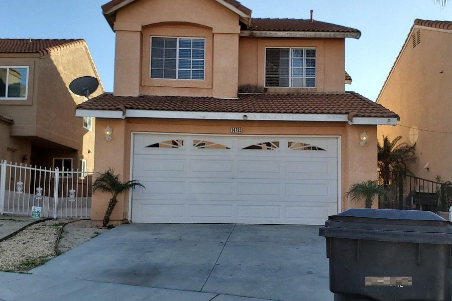 1st image of 14783 Cinnamon Dr