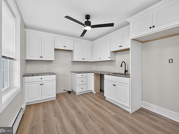2nd image of 814 Doe Run Rd APT 1