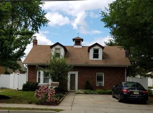 118 Beers St, Keyport, NJ 07735