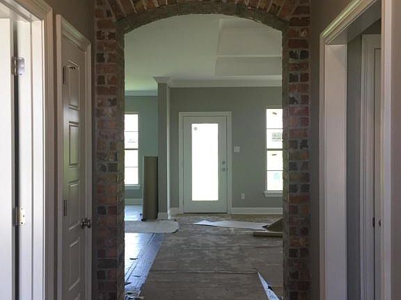 2nd image of 304 Benedict Dr