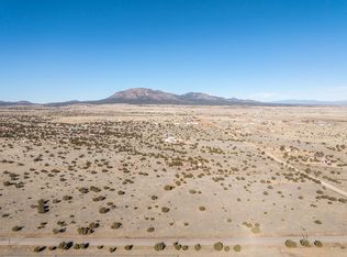 109 W Hill Ranch Rd, Edgewood, NM 87015
