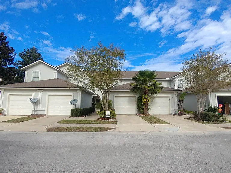 408 Southern Branch Ln — Photo 1