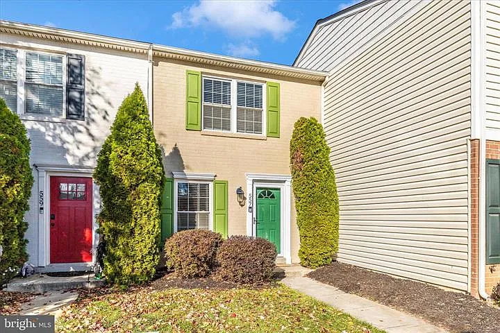 557 Lancaster Pl — Photo 11