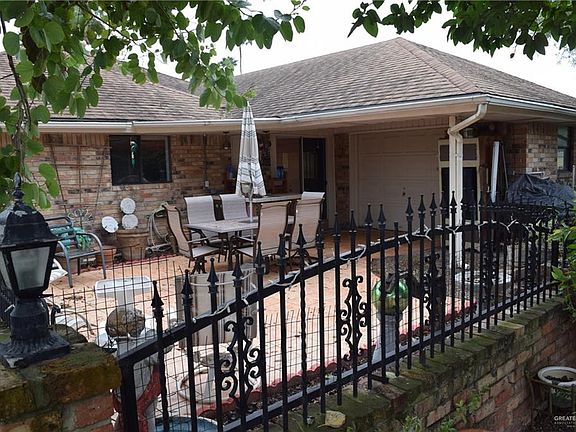 2nd image of 821 S Nada Dr