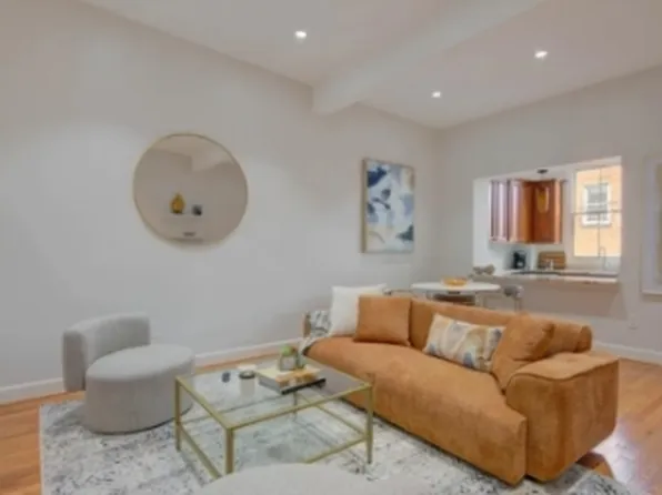 208 T St NE APT 1, Washington, DC 20002