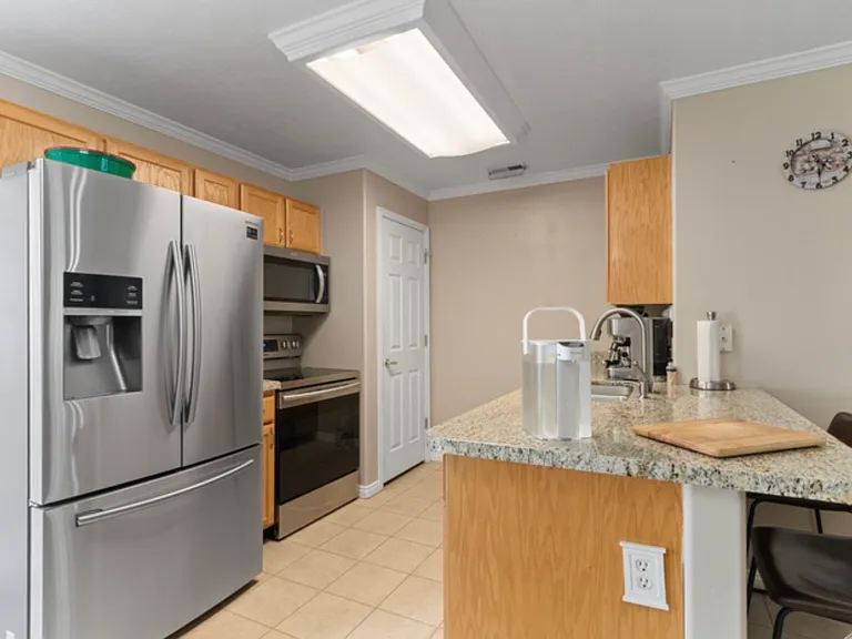 1546 W Compass Point Ln #2B — Photo 10