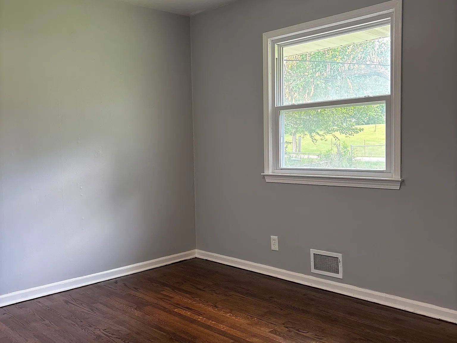 4 bed, 1810 sqft, $1,800 — Photo 4