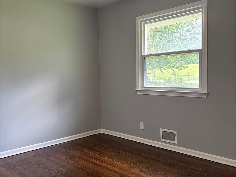 10209 Fremont Ave — Photo 4