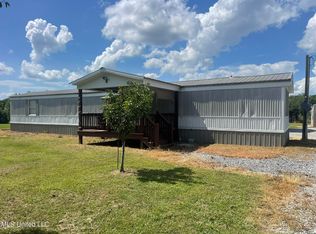 329 Walker Rd, Cleveland, MS 38732