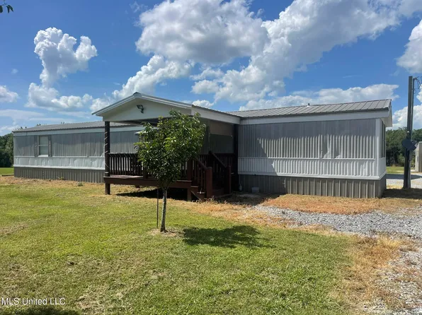 329 Walker Rd, Cleveland, MS 38732