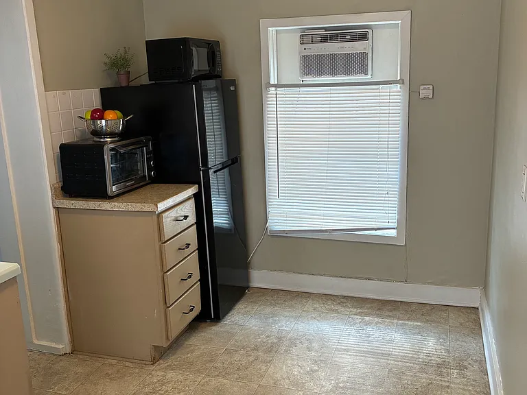 1802 S Laura Ave — Photo 16