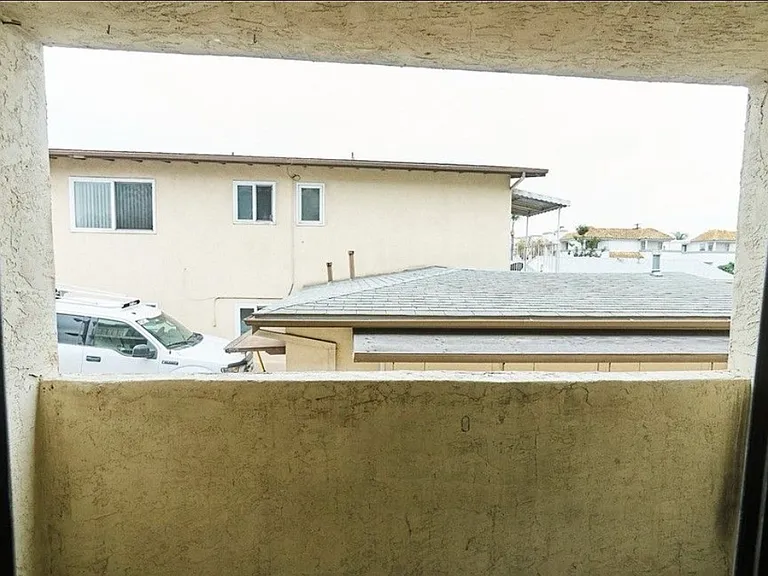 4517 College Way #J — Photo 5