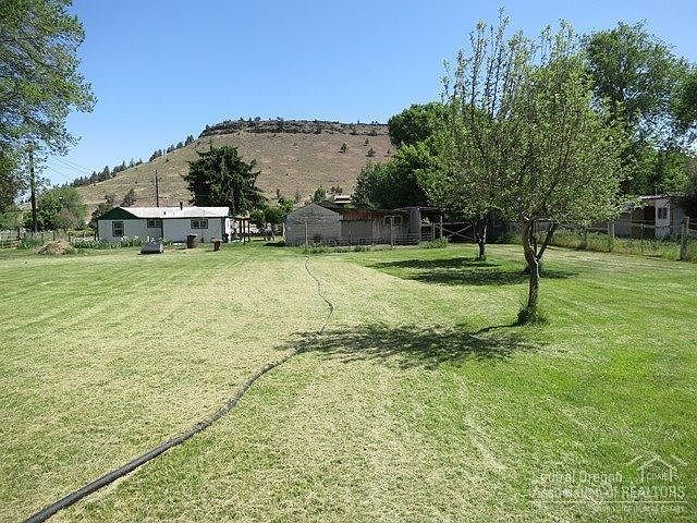 1st image of 2248 SE Paulina Hwy