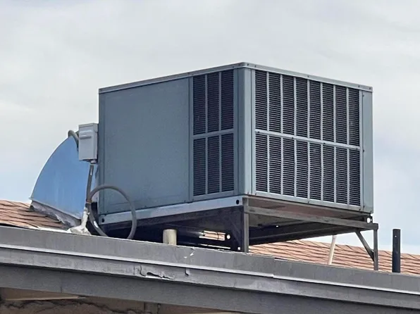 1365 W 6TH Drive W, Mesa, AZ 85202