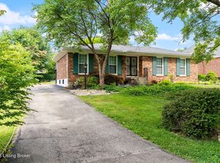 3420 Gonewind Dr, Louisville, KY 40299