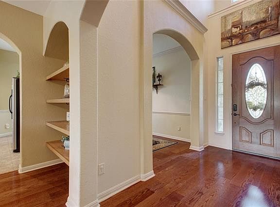 5th image of 9413 Lisi Anne Dr