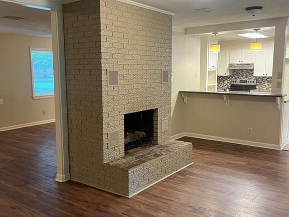 4th image of 535 Milam Dr
