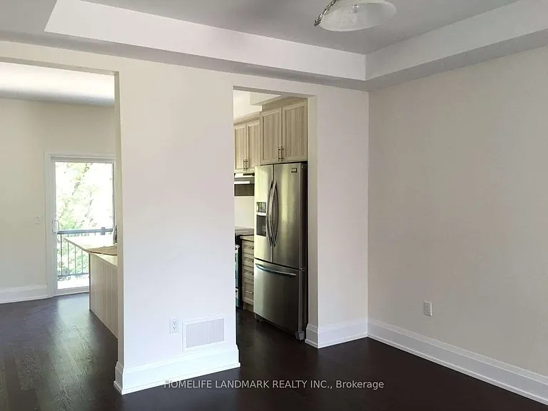 21 Kenneth Wood Cres — Photo 7