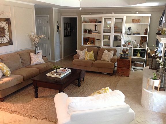 5th image of 7749 Chasewood Dr