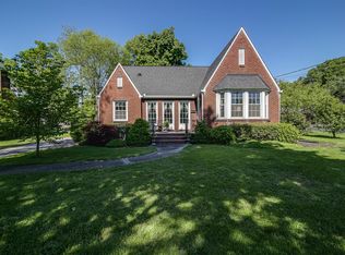 128 Castle Heights Ave, Lebanon, TN 37087