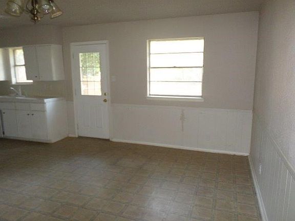 3rd image of 4513 Sabelle Ln