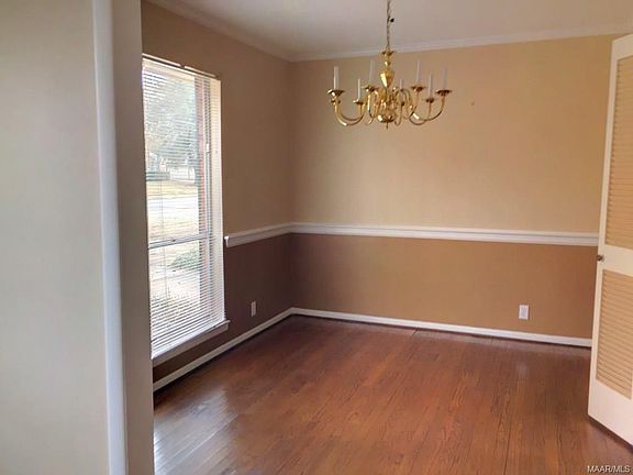 4th image of 1924 Worley Ln