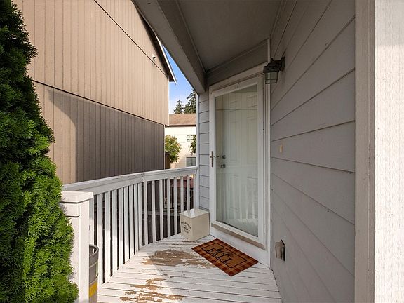 4th image of 4999 Bowwood Circle NE