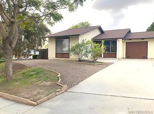 1771 Round Tree Dr, Oceanside, CA 92056