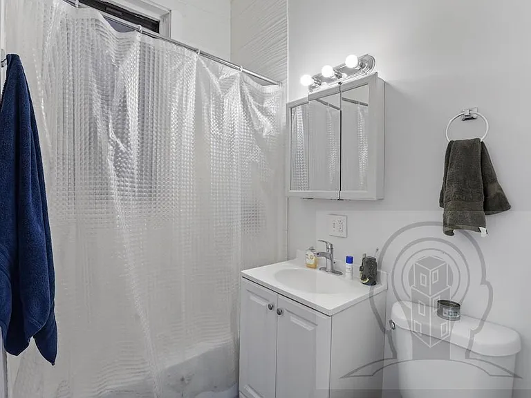 2242 N Halsted St #2 — Photo 25